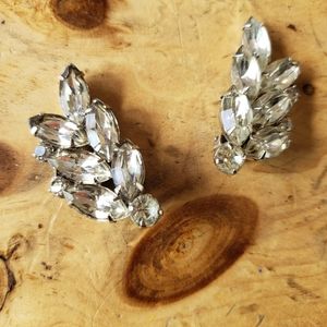 Vintage clip earrings